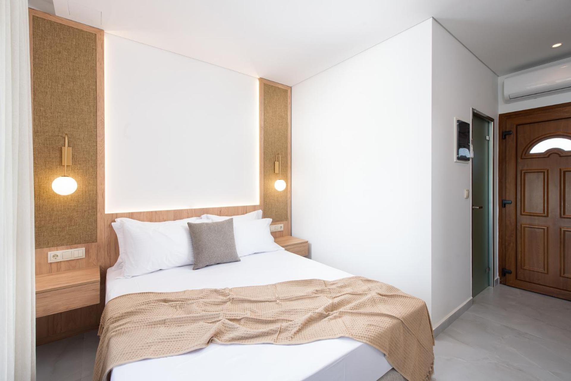 Opalium Beach Front Suites Потос Экстерьер фото